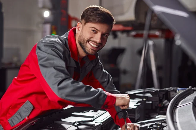 surinamcarparts.com